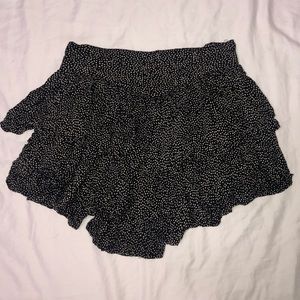 NWOT- Kimchi Blue UO skirt